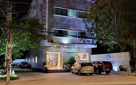 Minh Nhi Hotel
